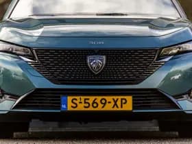 Peugeot 308 SW 1.2 PureTech GT thumbnail 3