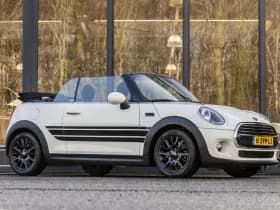 MINI Cooper thumbnail 2