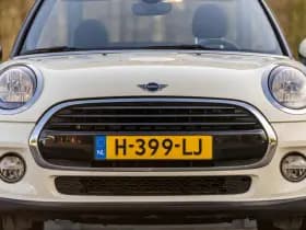 MINI Cooper thumbnail 4