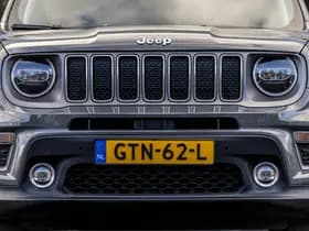 Jeep Renegade 4xe 190 Plug-in Hybrid Electric Limited Business thumbnail 3