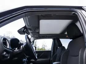 Jeep Renegade 4xe 190 Plug-in Hybrid Electric Limited Business thumbnail 24