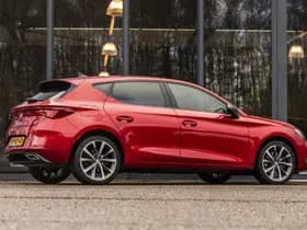 SEAT Leon 1.4 TSI eHybrid PHEV FR Business Intense thumbnail 5