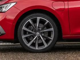 SEAT Leon 1.4 TSI eHybrid PHEV FR Business Intense thumbnail 9