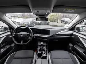 Opel Astra Sports Tourer 1.2 Turbo Business Edition thumbnail 15