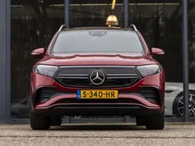 Mercedes-Benz EQB 300 4MATIC AMG Line 67 kWh thumbnail 2