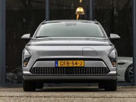 Hyundai Kona Electric Comfort 65.4 kWh thumbnail 2