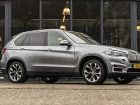 BMW X5 thumbnail 2