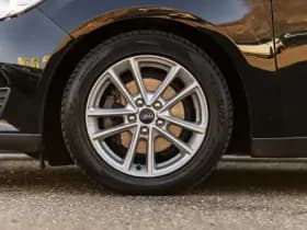 Ford Focus thumbnail 10