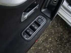 Mercedes-Benz CLA Shooting Brake 220 Advantage thumbnail 22