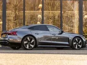 Audi e-tron GT thumbnail 5