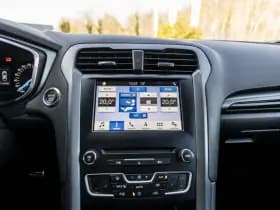 Ford Mondeo thumbnail 35