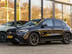 Mercedes-Benz GLA thumbnail 11