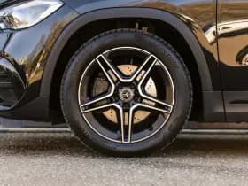 Mercedes-Benz GLA thumbnail 10