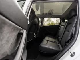 Tesla Model Y RWD 58 kWh thumbnail 15