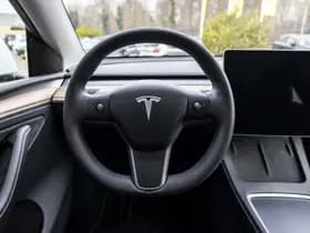 Tesla Model Y RWD 58 kWh thumbnail 20