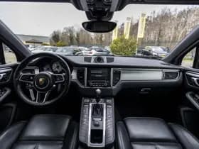 Porsche Macan thumbnail 17