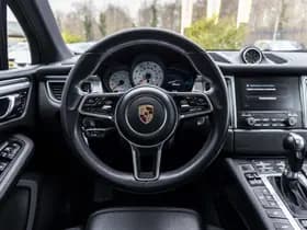 Porsche Macan thumbnail 20