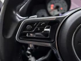 Porsche Macan thumbnail 33