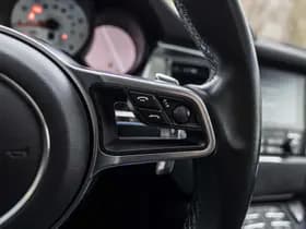 Porsche Macan thumbnail 38