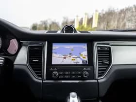 Porsche Macan thumbnail 42