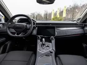 Lynk & Co 01 1.5 thumbnail 18