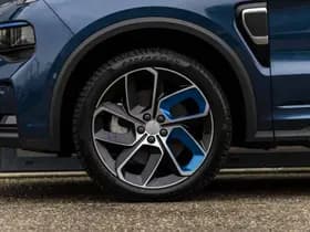 Lynk & Co 01 1.5 thumbnail 9