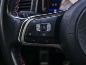 Volkswagen T-Roc thumbnail 26