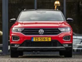 Volkswagen T-Roc thumbnail 4