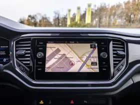 Volkswagen T-Roc thumbnail 32