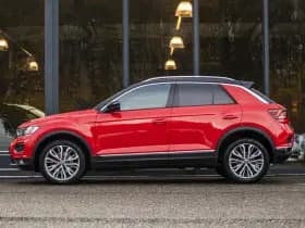 Volkswagen T-Roc thumbnail 9
