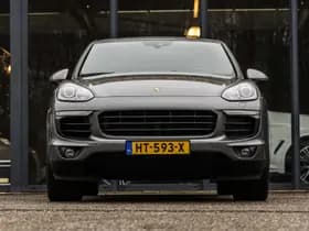 Porsche Cayenne 3.0 S E-Hybrid thumbnail 2