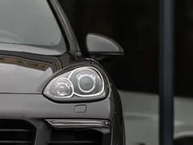 Porsche Cayenne 3.0 S E-Hybrid thumbnail 4