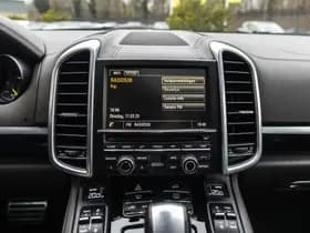 Porsche Cayenne 3.0 S E-Hybrid thumbnail 47