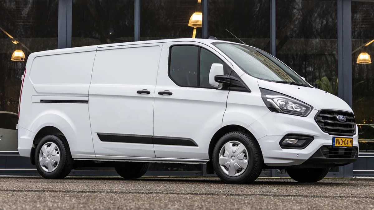 Ford Transit Custom — foto 1