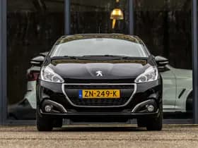 Peugeot 208 1.2 PureTech Signature thumbnail 2