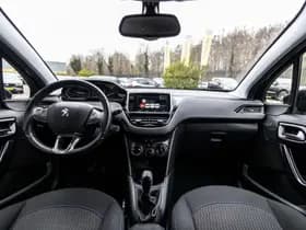 Peugeot 208 1.2 PureTech Signature thumbnail 16