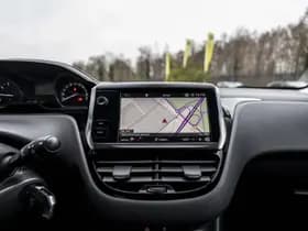 Peugeot 208 1.2 PureTech Signature thumbnail 32