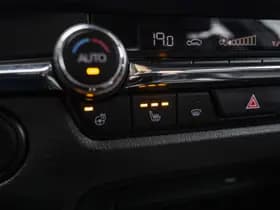 Mazda CX-30 2.0 e-SkyActiv-X M Hybrid Comfort thumbnail 26