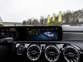 Mercedes-Benz CLA 250 e AMG Line thumbnail 37