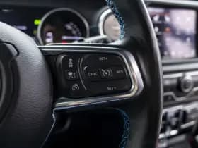 Jeep Wrangler thumbnail 37