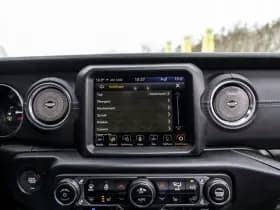 Jeep Wrangler thumbnail 42