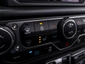 Jeep Wrangler thumbnail 45