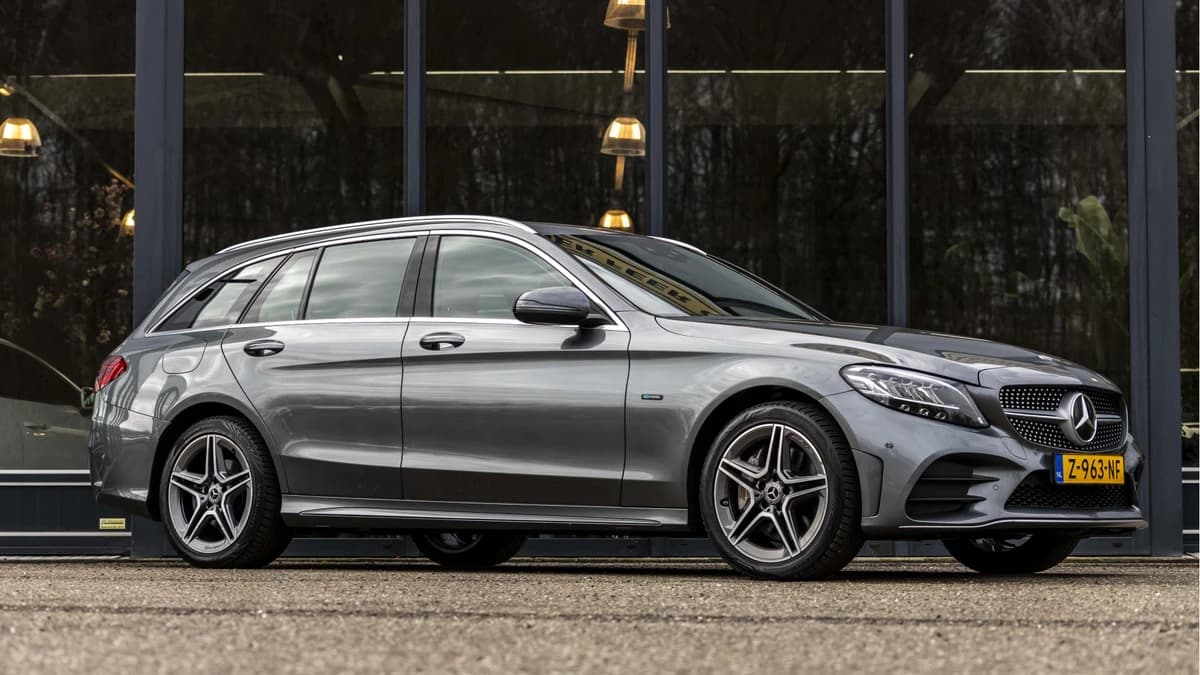 Mercedes-Benz C-Klasse — foto 1