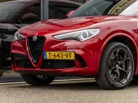 Alfa Romeo Stelvio thumbnail 12