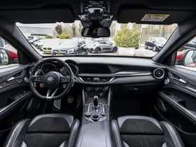 Alfa Romeo Stelvio thumbnail 22