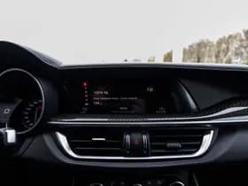 Alfa Romeo Stelvio thumbnail 44