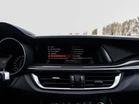 Alfa Romeo Stelvio thumbnail 45