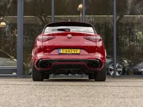 Alfa Romeo Stelvio thumbnail 6