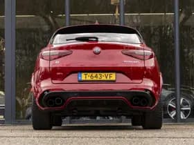 Alfa Romeo Stelvio thumbnail 7