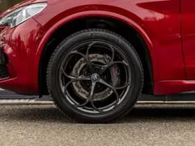 Alfa Romeo Stelvio thumbnail 10